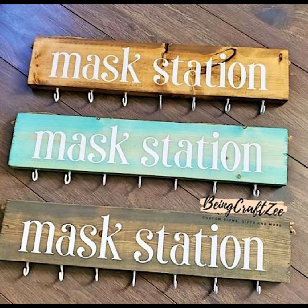 Reversible Wooden Holder for Masks and Keys